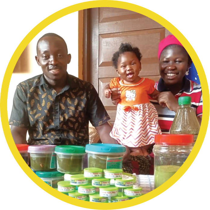 Akossiwa fam circle
